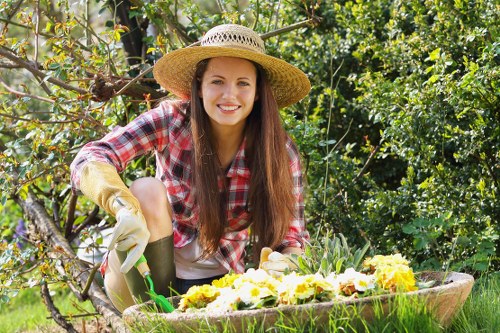 Seasonal planting and garden care in Chalk Farm London